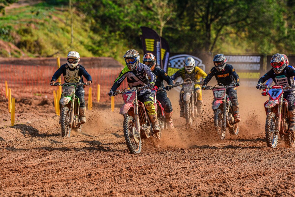 moto cross yamaha entretenir junior